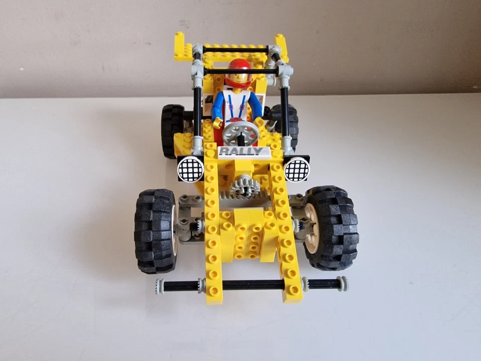 LEGO Technic 8840 Rally Shock n' Roll Racer, photo 4 of 5