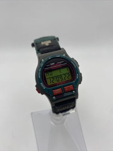 Vintage 1997 Womens TIMEX Ironman Triathlon 8 Lap Digital Teal Green/Gray Watch