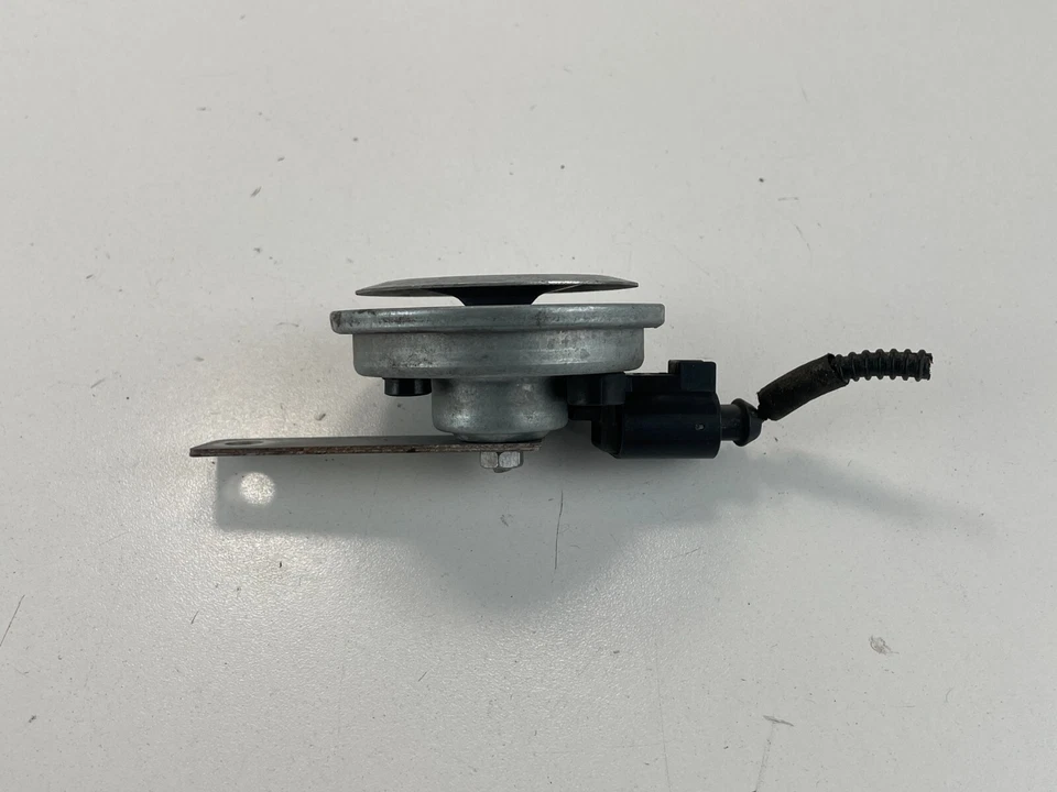 2005-2010 VOLKSWAGEN JETTA ANTI THEFT ALARM HORN SIREN OEM, 951 115H - Image 4 of 4