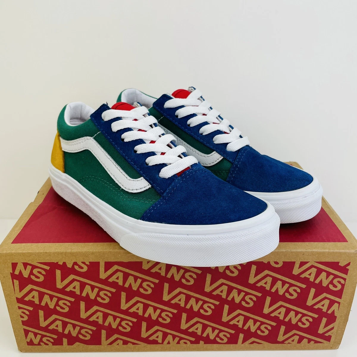 Yacht club vans near me 2025