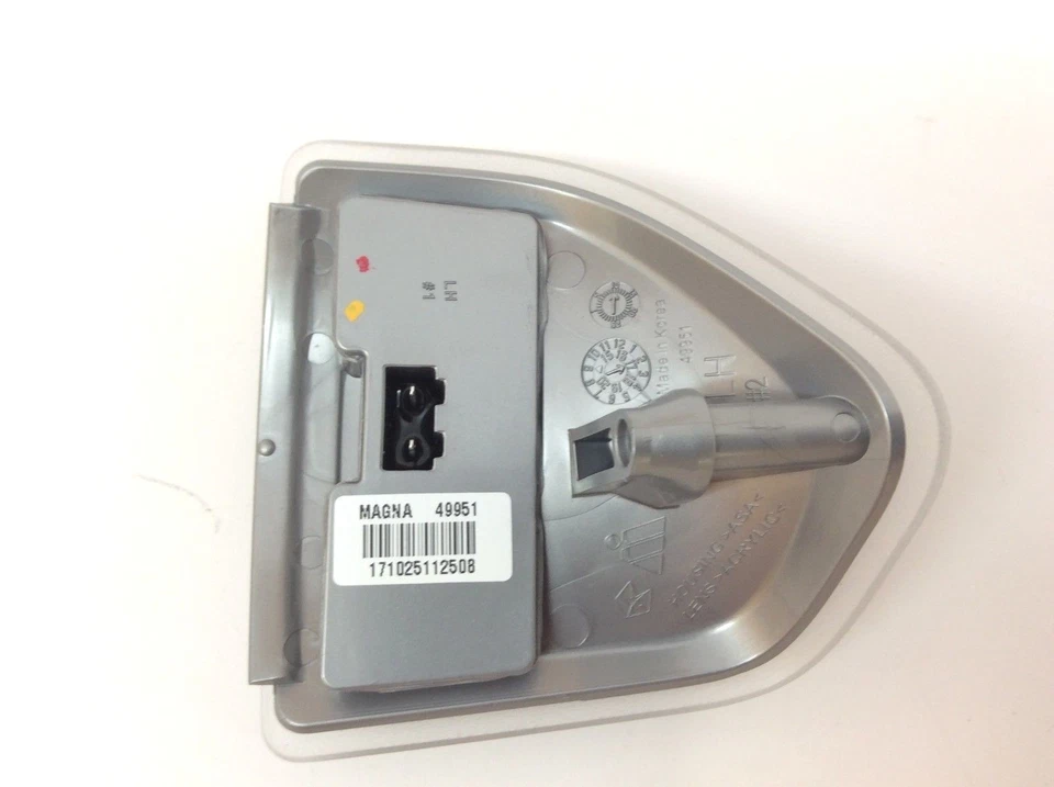 RAM 1500 2500 3500 Espejo retrovisor de remolque vista lateral del conductor Luz de señal de giro Lente Nuevo OEM Foto 2 de 3