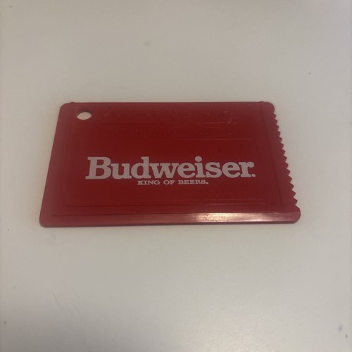 VINTAGE RED PLASTIC RARE BUDWEISER KING OF BEERS POCKET SCRAPER FROSTY WINDOWS - Picture 3 of 6
