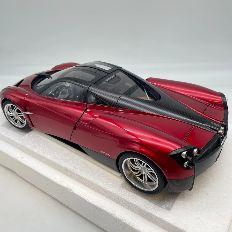 1/12 Pagani Huayra Metallic Red Minicar Model Kit AUTOart Japan Import - Immagine 3 di 4