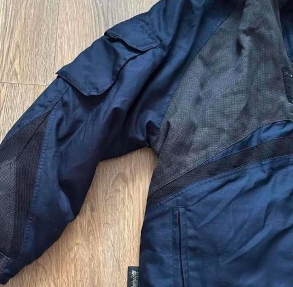 Navy Timberland jacket Size Large Rare Vintage Piece from 2000’s - Image 2 of 4