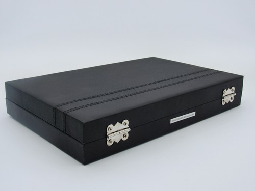 Collector's Edition Backgammon - Cardinal - Leatherette Case - Stitched Felt - Picture 5 of 6