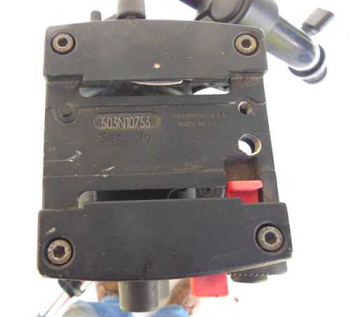 Manfrotto 503 Video Fluid Tripod Head with tripod & tripod spreader - Picture 3 of 8