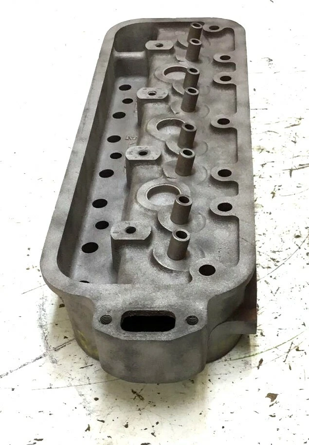 USED ALLIS CHALMERS B C CA RC TRACTOR CYLINDER HEAD AM2917 CRACK FREE - Image 2 of 4