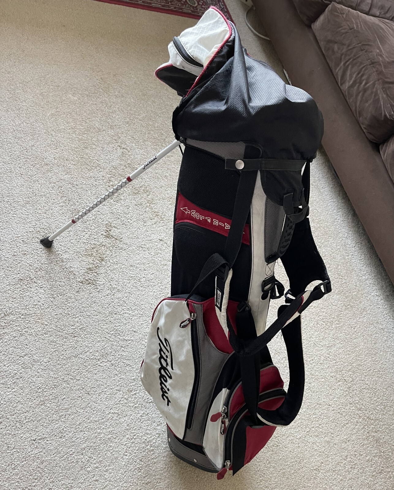 Titleist EZFIT Air Flow Stand Golf Bag Hybrid Straps Accessories Tees