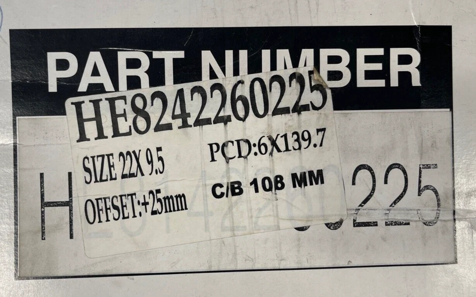 HELO 824 24X9.5" PCD 6x139.7 ET +25 CHROME RIM - Image 4 of 4