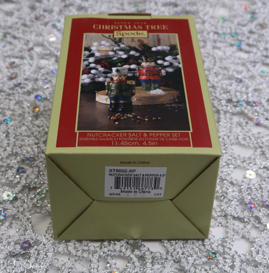 Spode Christmas Tree Nutcracker Salt & Pepper Shakers Holiday Set 4.5" Brand New - Image 4 of 4