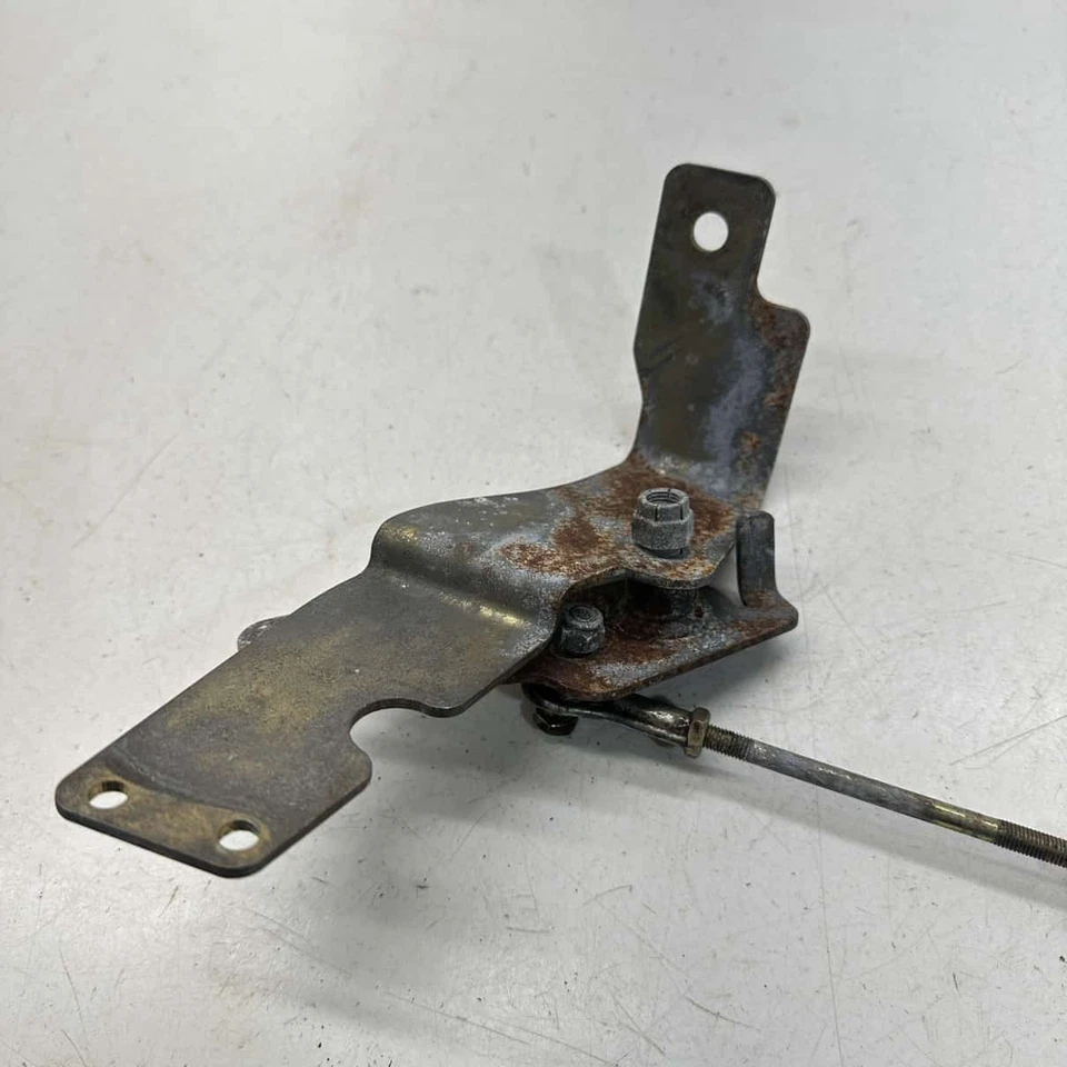 Soporte, actuador de cambio, juego trasero-Z - 2001 POLARIS 700 Classic Foto 3 de 4