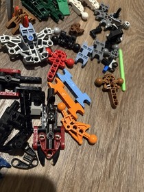 LEGO Bionicle 2006: Piraka Set Of 2 Spines And Incomplete Sets