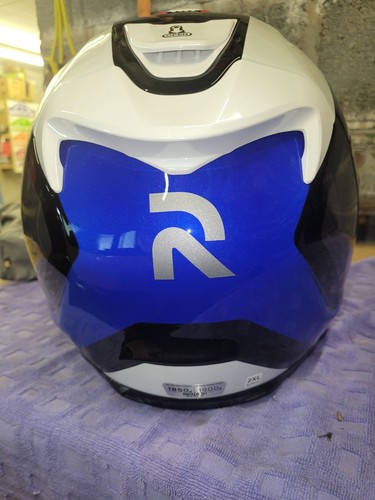 HDC Motorcycle Helmet - Picture 3 of 7