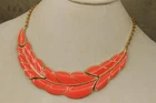 Vintage Costume Jewelry Gold Tone Cream Hot Pink Enamel Leaf Collar Necklace