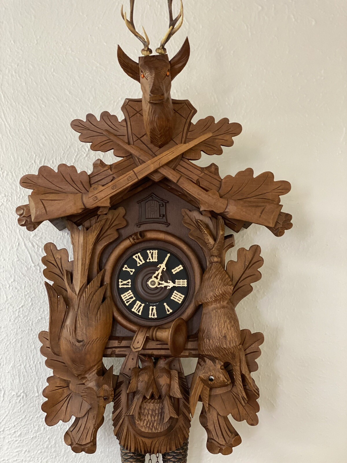 Black Forest Deer Head Hunter Cuckoo Clock