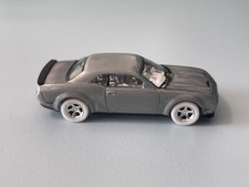 AUTO WORLD 1:64 Premium Series 2021 R3 2019 Dodge Challenger Hellcat RAW Chase