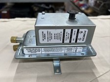 SIEMENS (POWERS) AIR FLOW SWITCH 141-0575
