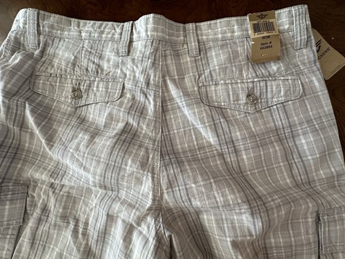 Dockers Mens Shorts Golf Hike Size 38 Gray Plaid 10 inch inseam NEW WITH TAGS - Picture 8 of 10