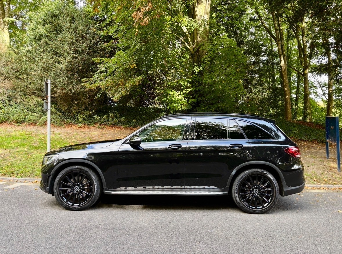 Mercedes-Benz GLC 2.0 GLC 220 D 4Matic AMG Line Premium Auto 4WD 5dr SUV Di
