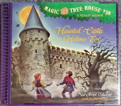 Haunted Castle on Hallow's Eve by Osborne, Mary Pope