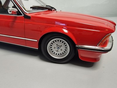 NEW MINICHAMPS BMW MINIATURE 1982 635 CSI RED DIECAST MODEL 1:18
