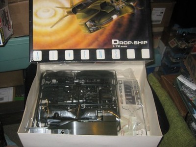 Aliens Drop Ship 1/72 Scale Model Kit Halcyon Movie Classics HAL02