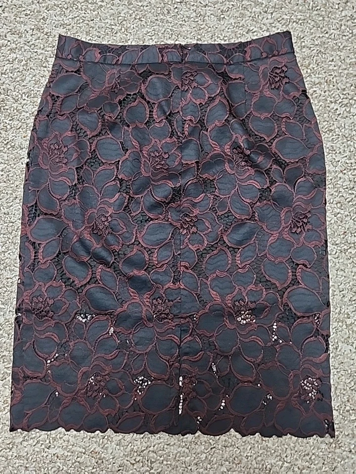 Falda Lápiz Trina Turk Negra Borgoña Floral Crochet Encaje Superposición 8 Foto 3 de 4