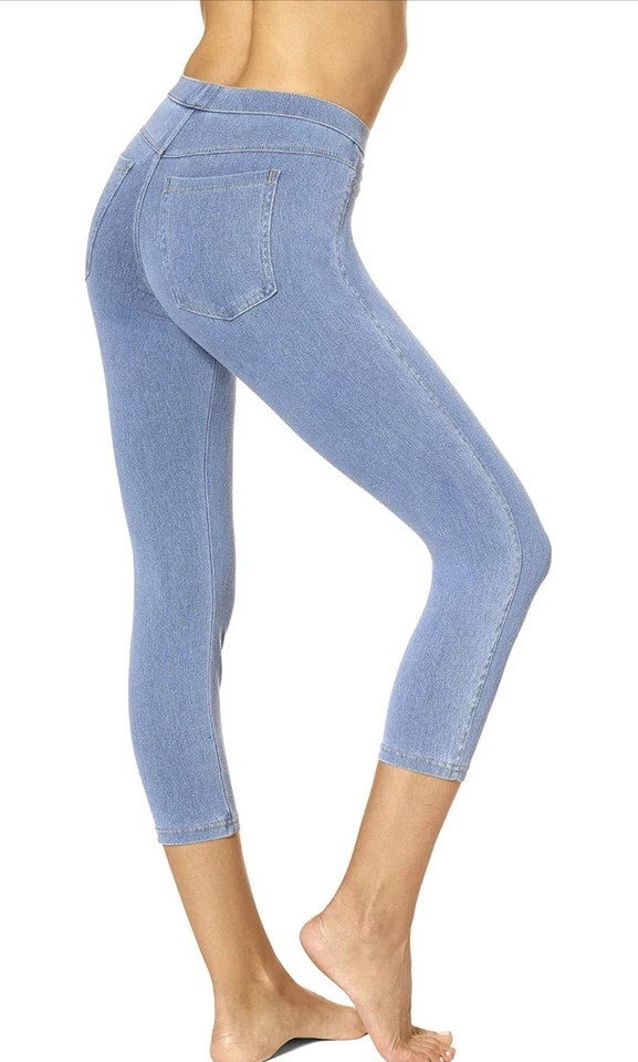 No Nonsense Women's Classic Denim Capri Leggings with X-Large, Light  - Image 4 of 4
