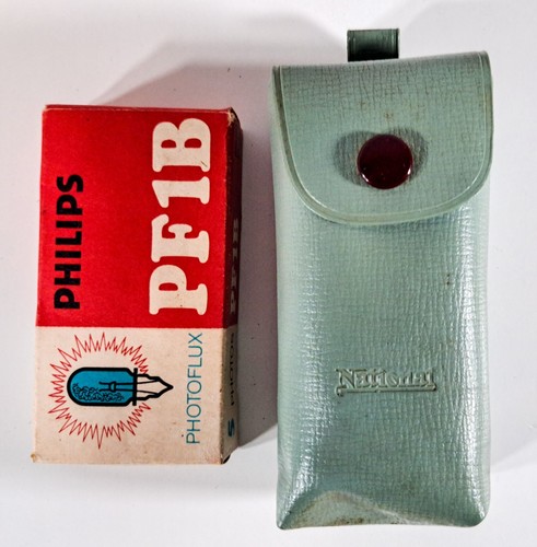 National vintage Hyper BII bulb flash with box of bulbs - Photo 6/6