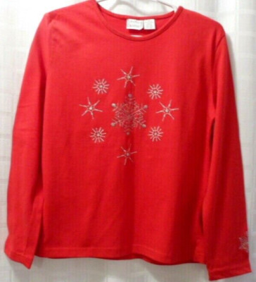 NWT Hasting & Smith Sz M Red Tee Shirt Top Snow Flakes Stars Long Sleeve
