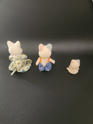 Sylvanian Families Calico Critters The Whiskers Cat Family Sylvanian Families Calico Critters The Whiskers Cat Family