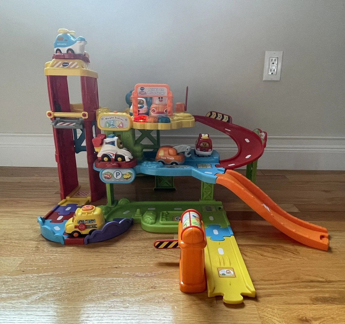 Vtech park & 2024 learn deluxe garage