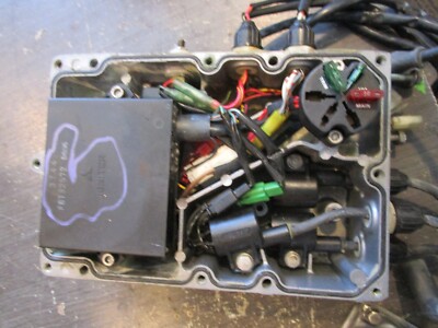 96 KAWASAKI 1100 ZXI ELECTRICAL BOX IGNITION SYSTEM IGNITER