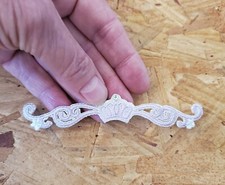 PRINCESS SCROLL - LIGHT LAVENDER - EMBROIDERED W/ACCENT IRON ON APPLIQUE PATCH