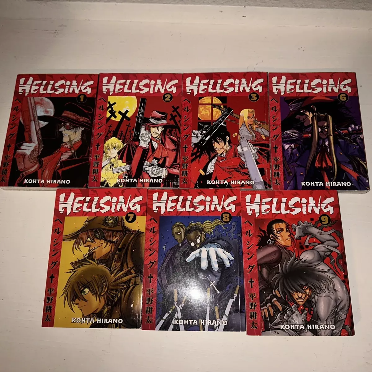 Manga Hellsing Volumes: 1, 2