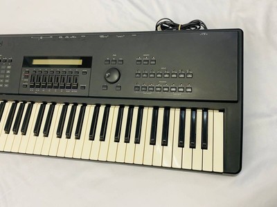 Yamaha SY85 シンセサイザー 61鍵ジャンク Yamaha SY85 Music Synthesizer Keyboard With SKB Case for