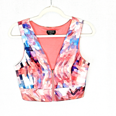♡bebe♡ BEBE NWOT Women's M Zip Up Sports Bra Top Pink V Neck Athletic