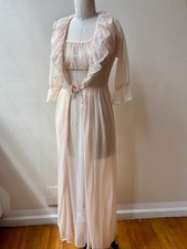 Vintage 1940s Light Pink Swiss Dot Nylon Nightgown  Pegnoir Set