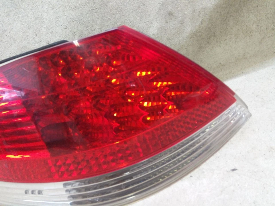 Driver Left Tail Light Quarter Panel Mounted Fits 02-05 BMW 745i ec-201110 - Изображение 3 из 4