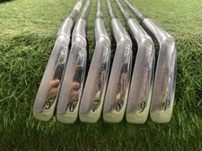 SRIXON Right Handed Iron Set Z785 5-9,P NS PRO 950GH DST Flex S