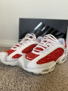 air max tailwind 4 supreme white