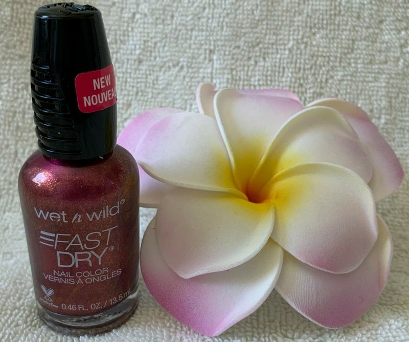 wet n wild***fastdry***Nail Color~~~100% BOUJEE~~~0.46 FL OZ/13.5 mL~~~BRAND NEW