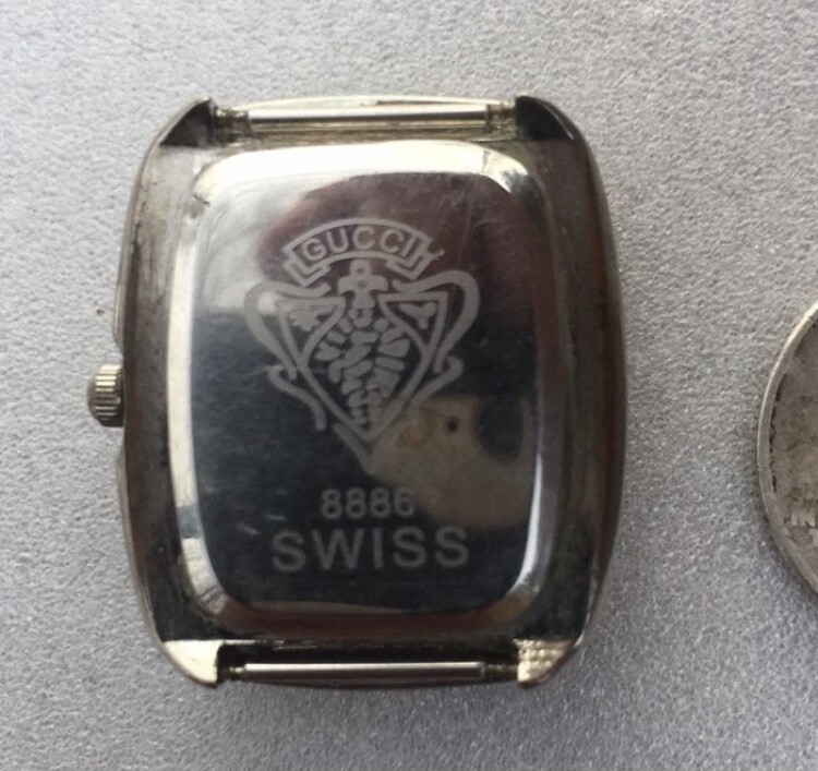 Gucci Watch 8886 Swiss Made Battery 
