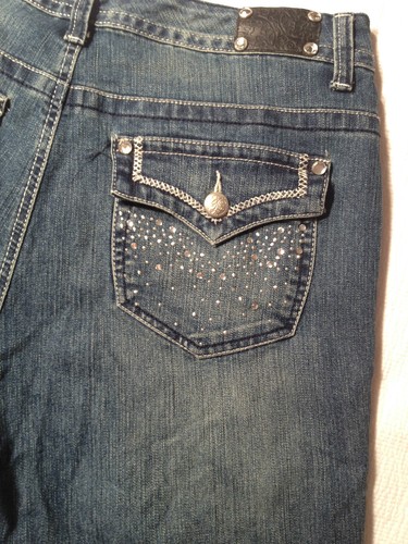 EUC - RRP $299 - Womens Beautiful STYLE & CO. Premium 'Curvy Fit Boot Cut' Jeans - Picture 9 of 12