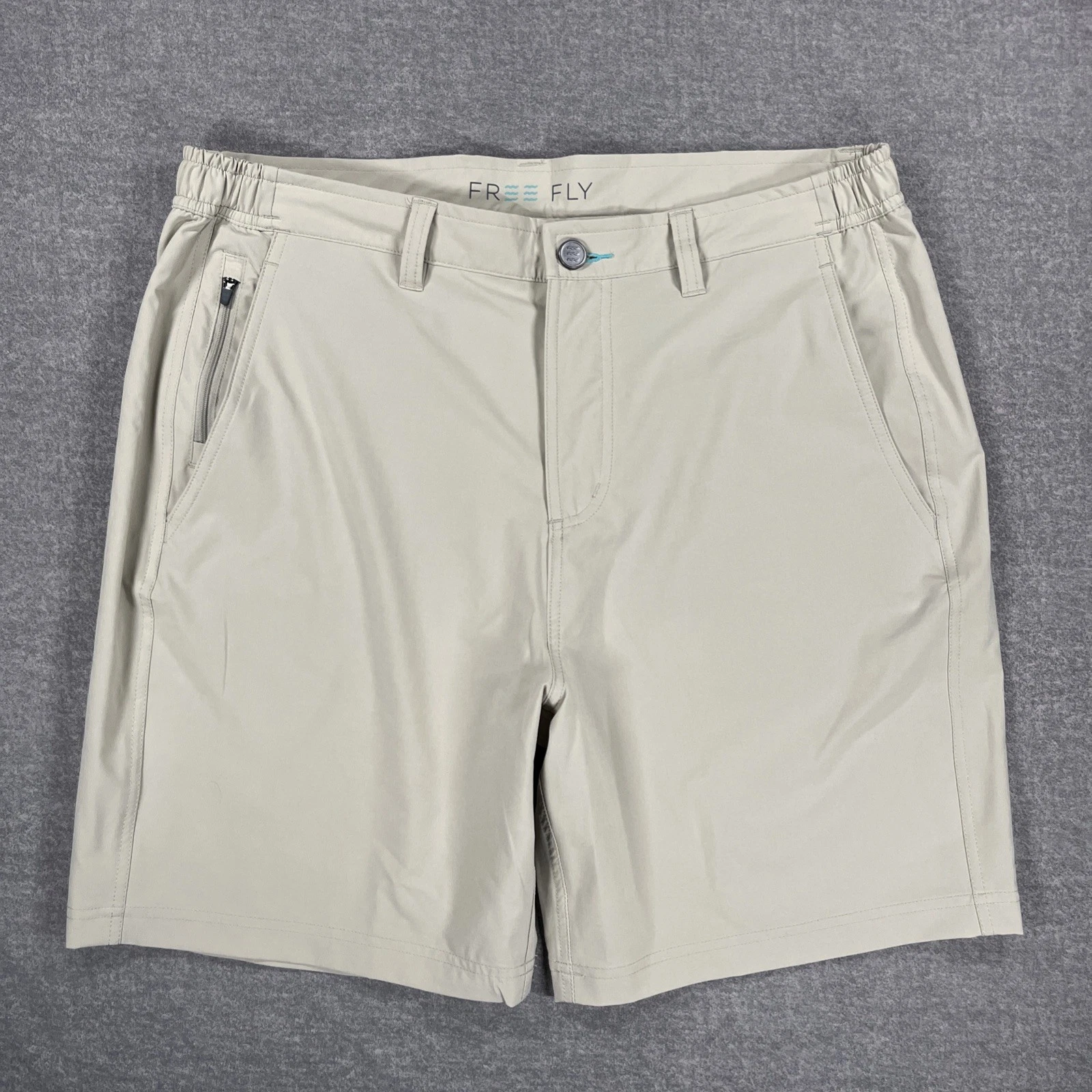 Free Fly Shorts Men XL 7" Khaki Hybrid Stretch Fishing Hiking Outdoors Casual