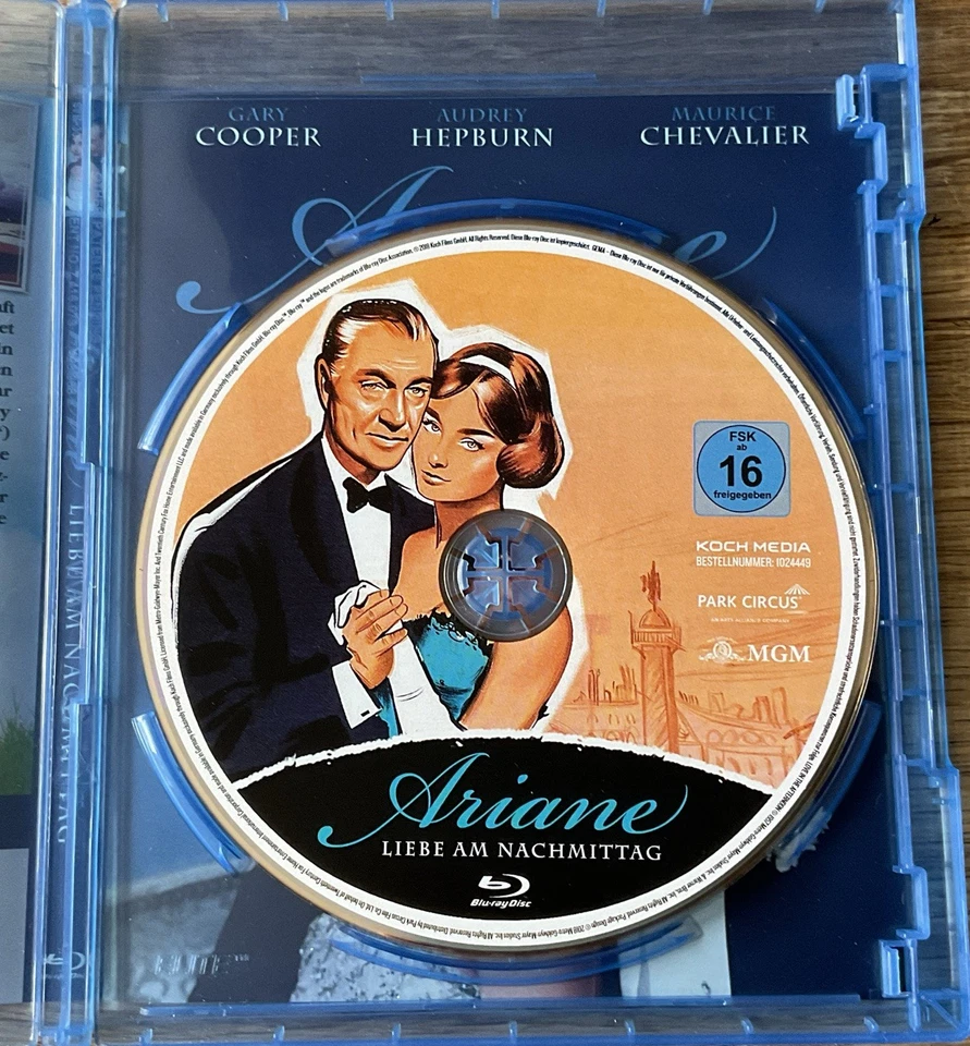 Love in the Afternoon (1957) [Blu-ray], DVD Blu-ray-Gary Coooer , Audrey Hepburn - Image 3 of 4