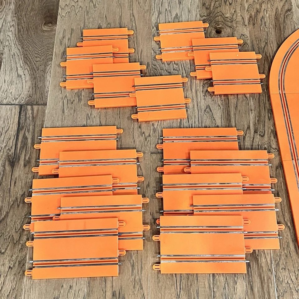 Hot Wheels Go For It Slot Car Track Set Vintage Electric Racing Mattel 62 Pieces - Image 4 of 4