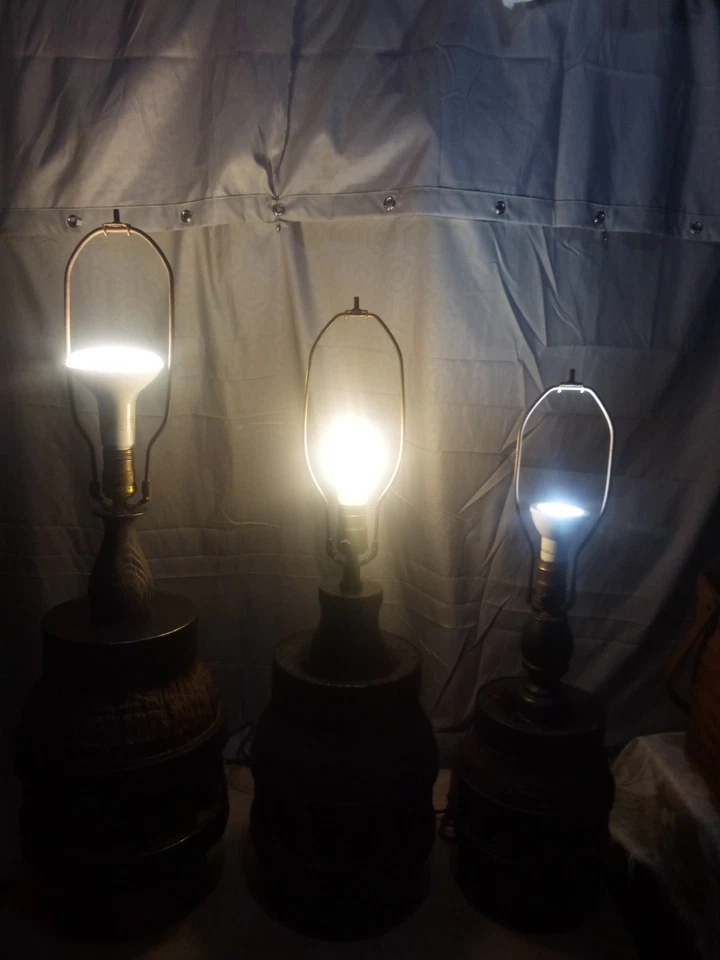 Lámparas de cubo de rueda de vagón antiguas Foto 4 de 4