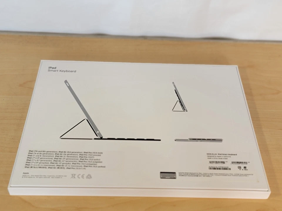 Apple Smart Keyboard For iPad 7th/8th/ Gen 10.2"/Pro 10.5"/Air 3rd Gen Black - Image 4 of 4