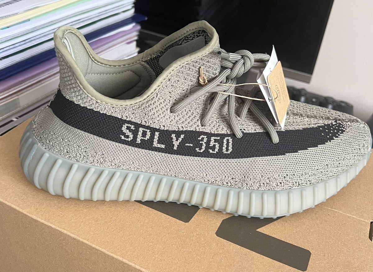 Adidas Yeezy 350 V2 Granite Core Black UK 11 Authentic Adidas Yeezy 350 V2 Granite Core Black UK 11 Authentic